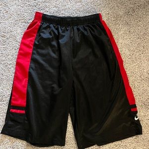 Basketball shorts